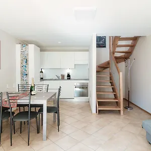 Apartment Grape Attic 72 - The House Of Travelers, Como